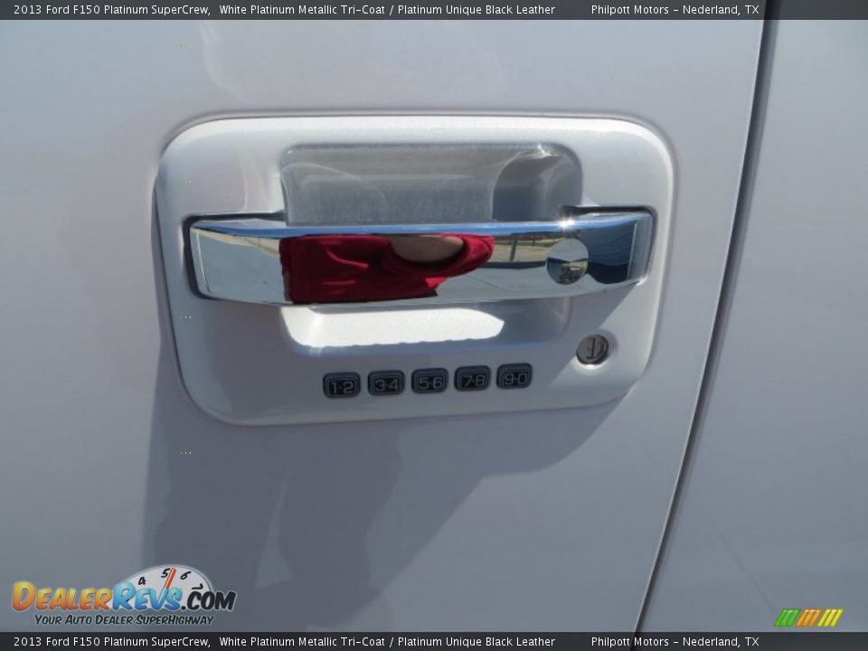 2013 Ford F150 Platinum SuperCrew White Platinum Metallic Tri-Coat / Platinum Unique Black Leather Photo #17