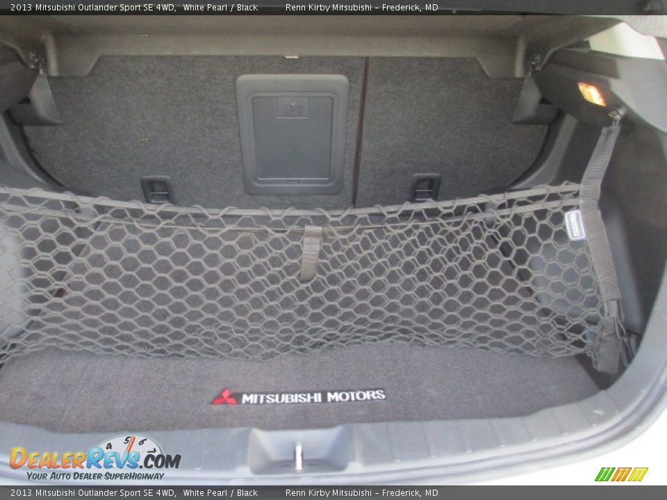 2013 Mitsubishi Outlander Sport SE 4WD White Pearl / Black Photo #29