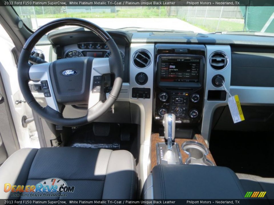2013 Ford F150 Platinum SuperCrew White Platinum Metallic Tri-Coat / Platinum Unique Black Leather Photo #27