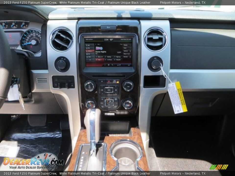 2013 Ford F150 Platinum SuperCrew White Platinum Metallic Tri-Coat / Platinum Unique Black Leather Photo #28