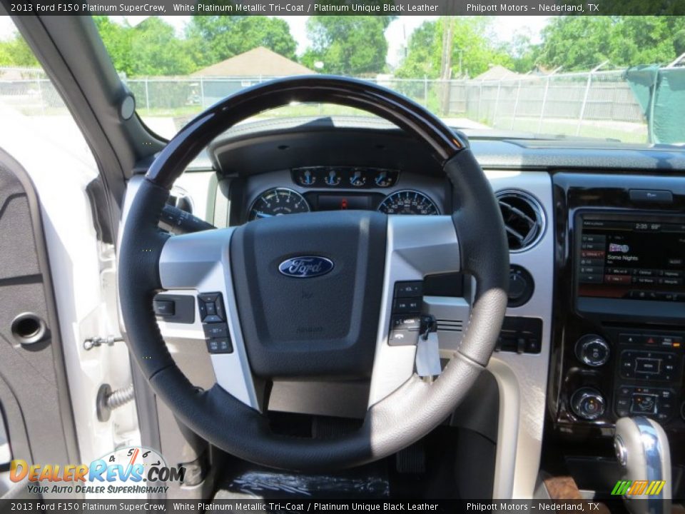 2013 Ford F150 Platinum SuperCrew White Platinum Metallic Tri-Coat / Platinum Unique Black Leather Photo #32