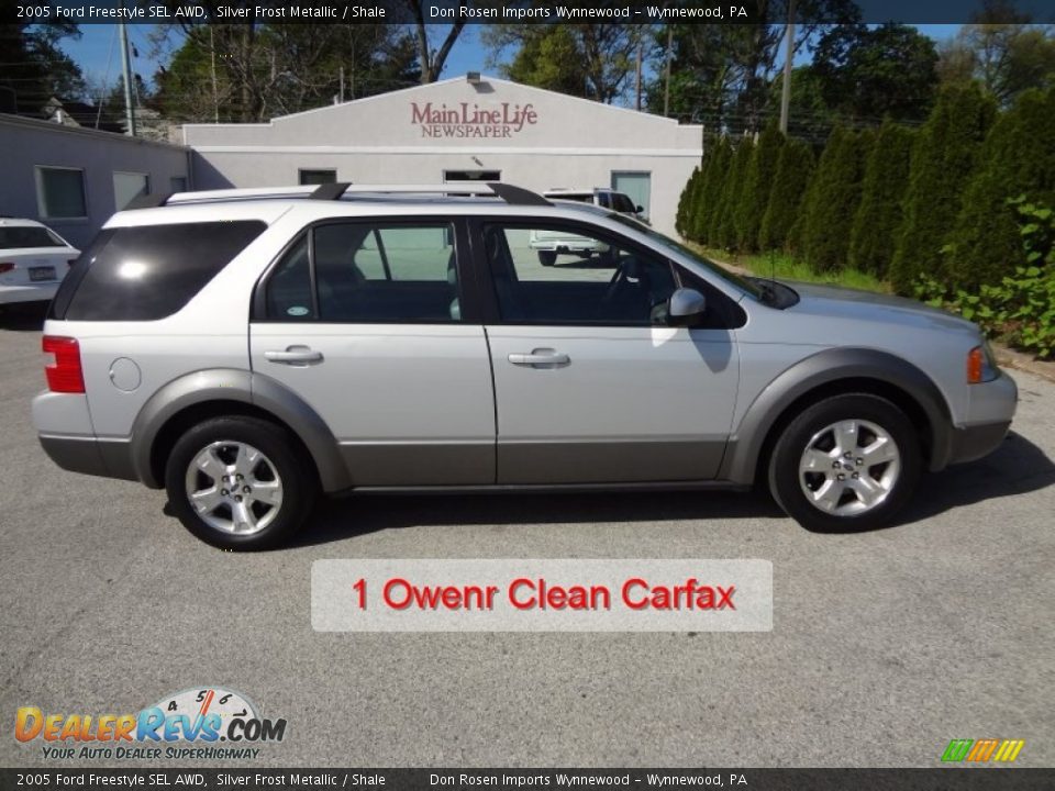 2005 Ford Freestyle SEL AWD Silver Frost Metallic / Shale Photo #2