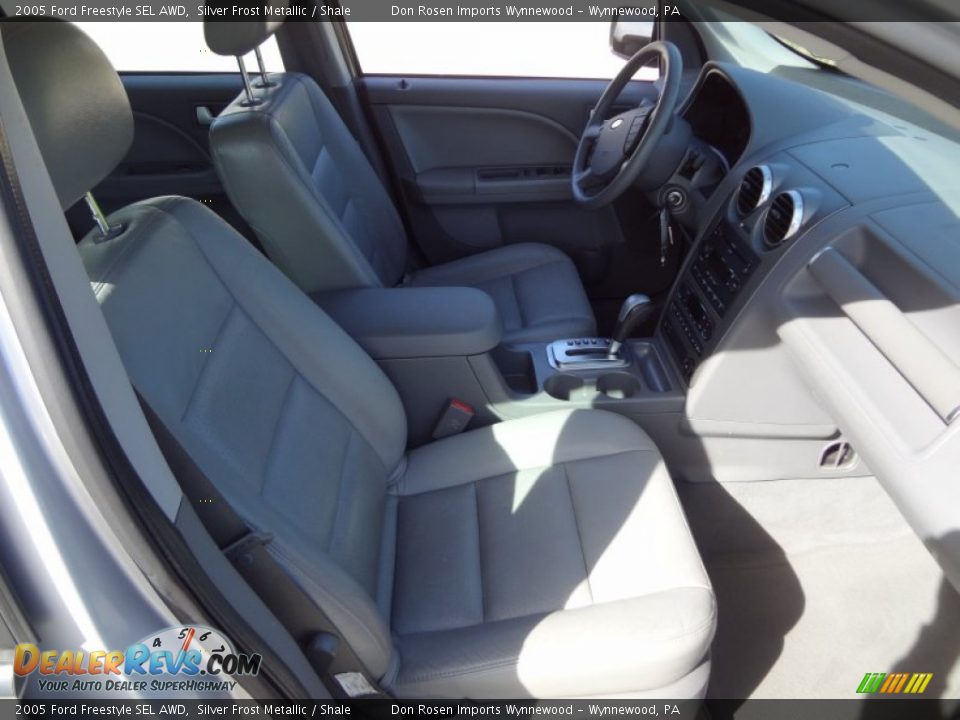 2005 Ford Freestyle SEL AWD Silver Frost Metallic / Shale Photo #15