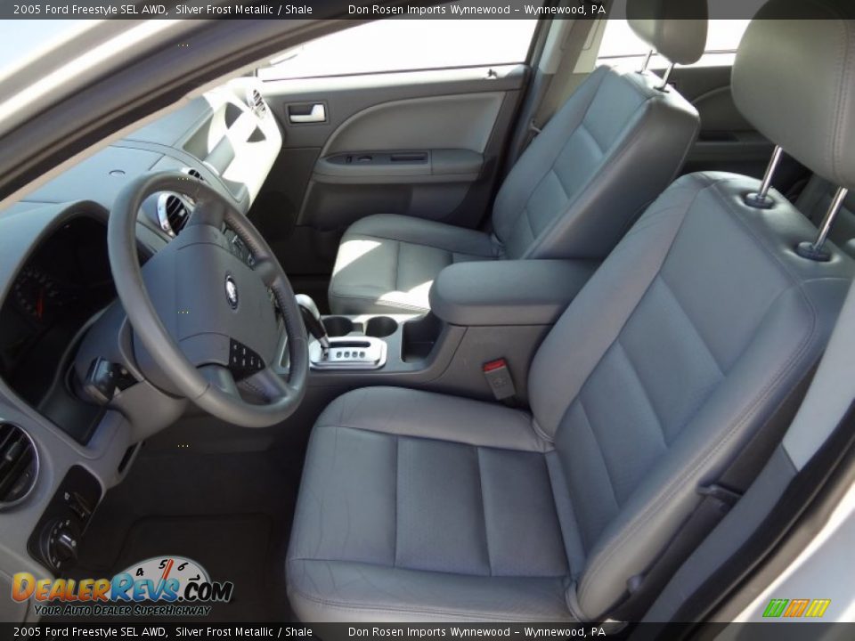 2005 Ford Freestyle SEL AWD Silver Frost Metallic / Shale Photo #18