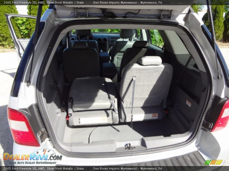 2005 Ford Freestyle SEL AWD Silver Frost Metallic / Shale Photo #19