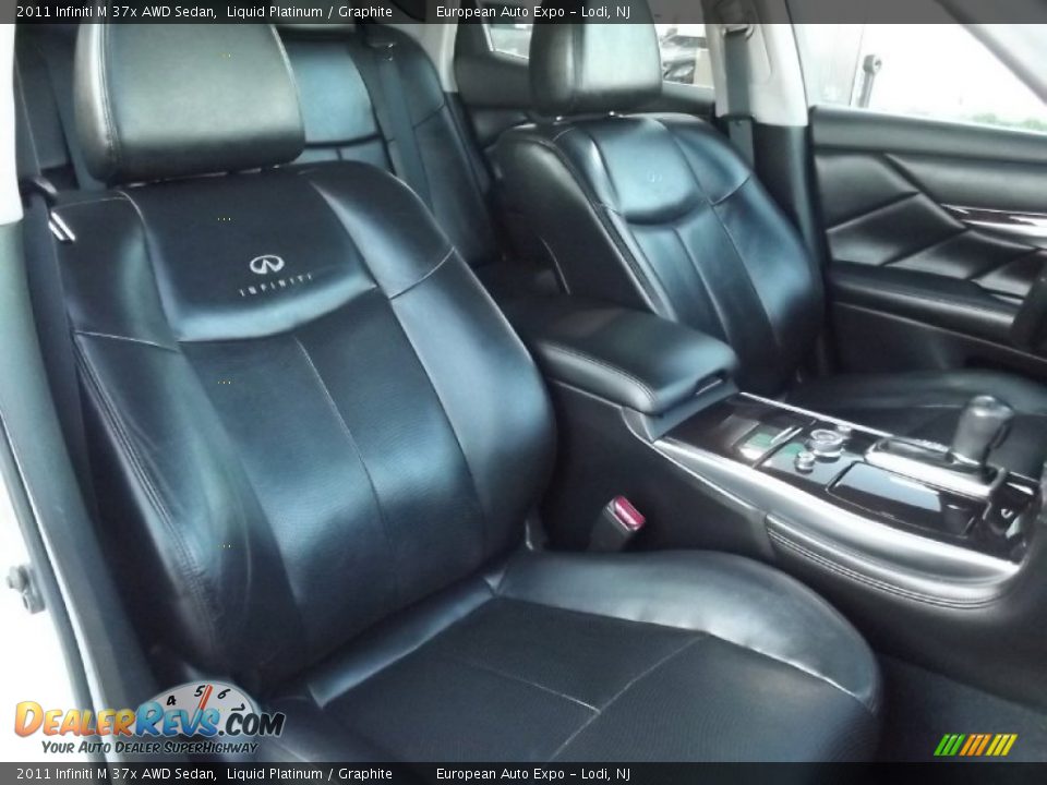 2011 Infiniti M 37x AWD Sedan Liquid Platinum / Graphite Photo #17
