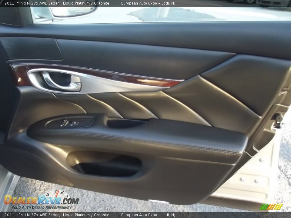 2011 Infiniti M 37x AWD Sedan Liquid Platinum / Graphite Photo #18