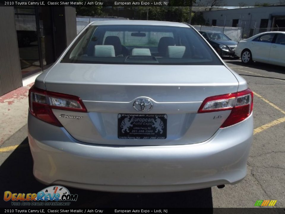 2010 Toyota Camry LE Classic Silver Metallic / Ash Gray Photo #5