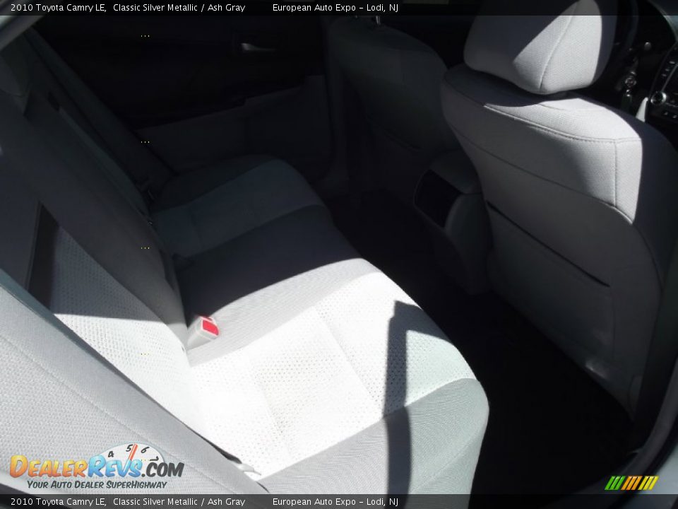 2010 Toyota Camry LE Classic Silver Metallic / Ash Gray Photo #13