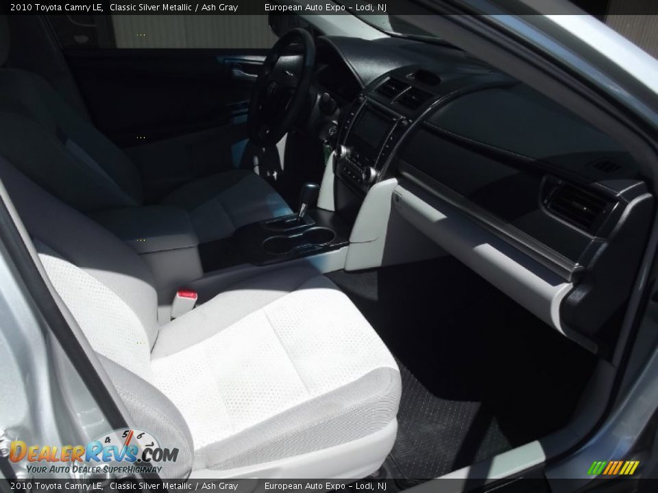 2010 Toyota Camry LE Classic Silver Metallic / Ash Gray Photo #16