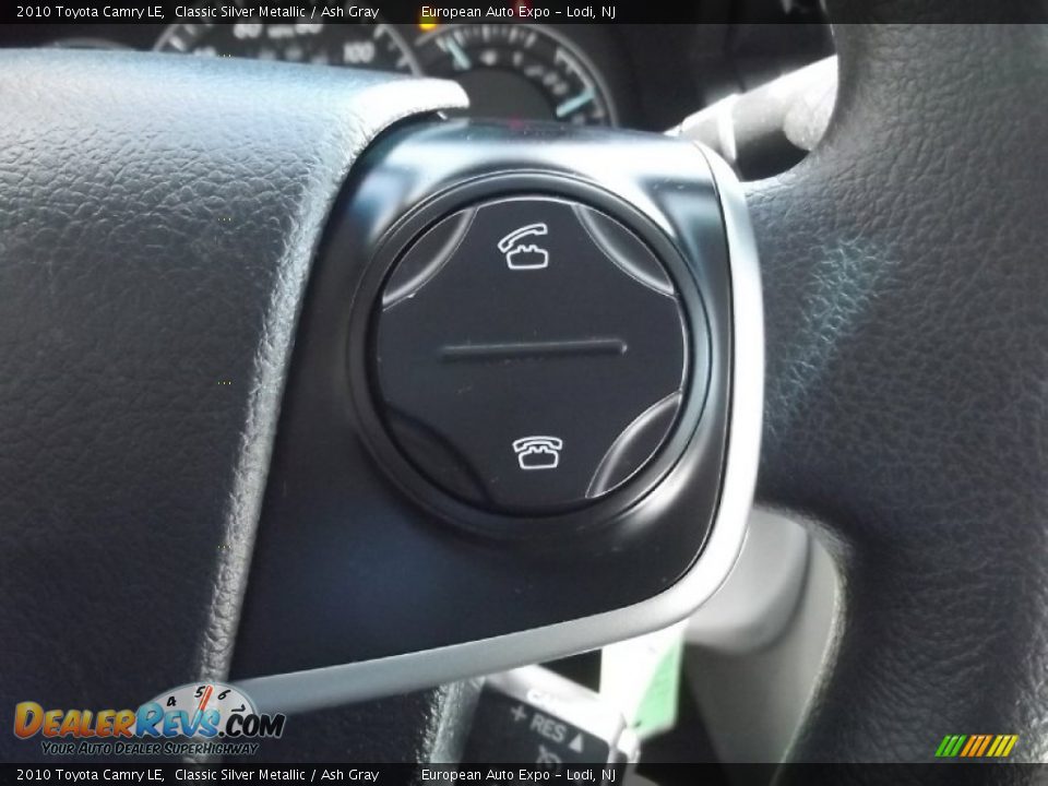 2010 Toyota Camry LE Classic Silver Metallic / Ash Gray Photo #20