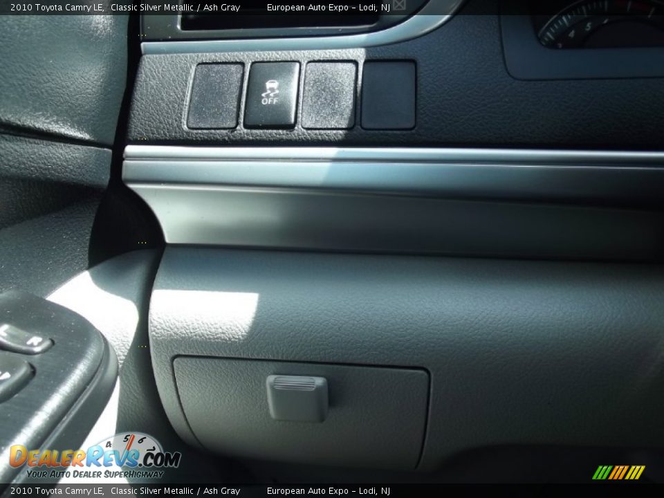 2010 Toyota Camry LE Classic Silver Metallic / Ash Gray Photo #23