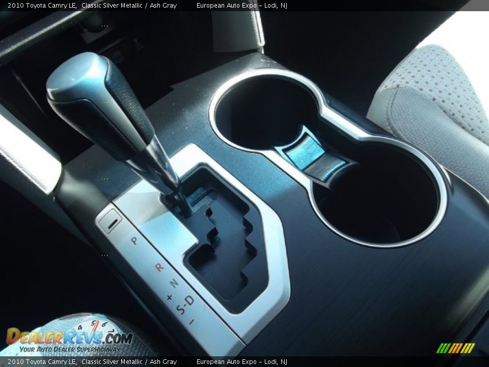 2010 Toyota Camry LE Classic Silver Metallic / Ash Gray Photo #27