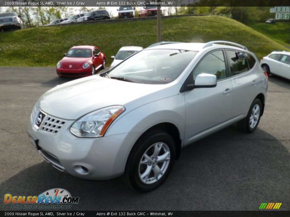 2009 Nissan Rogue SL AWD Silver Ice / Gray Photo #3