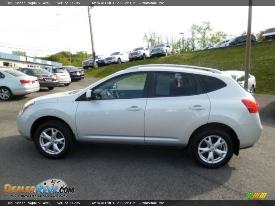 2009 Nissan Rogue SL AWD Silver Ice / Gray Photo #4