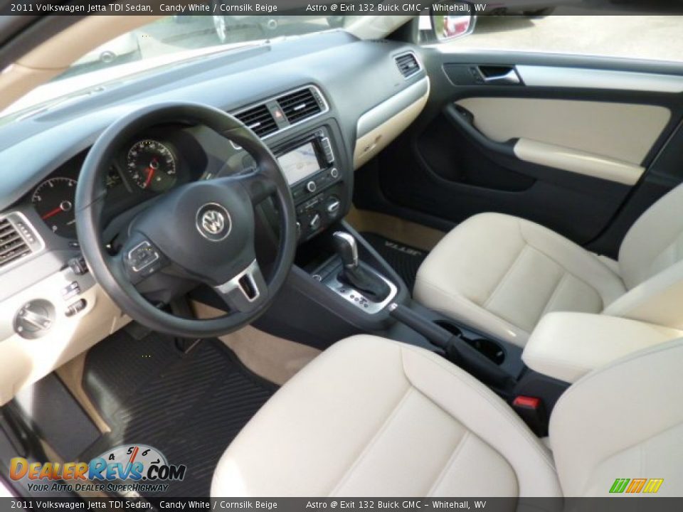 2011 Volkswagen Jetta TDI Sedan Candy White / Cornsilk Beige Photo #16