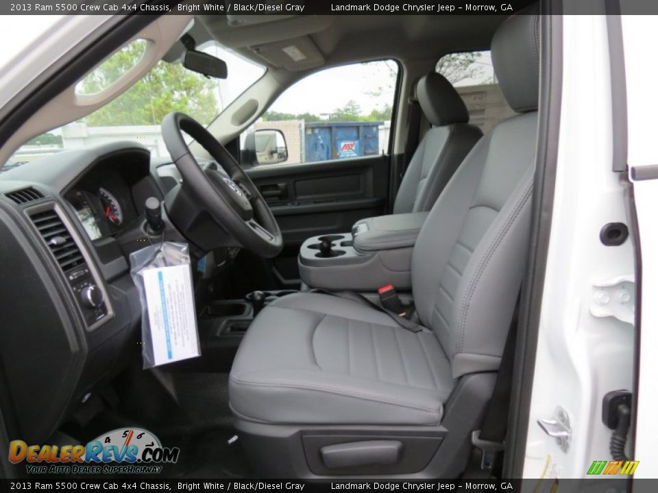 2013 Ram 5500 Crew Cab 4x4 Chassis Bright White / Black/Diesel Gray Photo #7