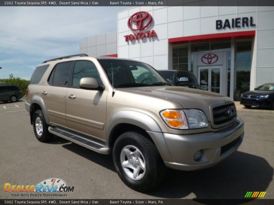 2002 Toyota Sequoia SR5 4WD Desert Sand Mica / Oak Photo #1
