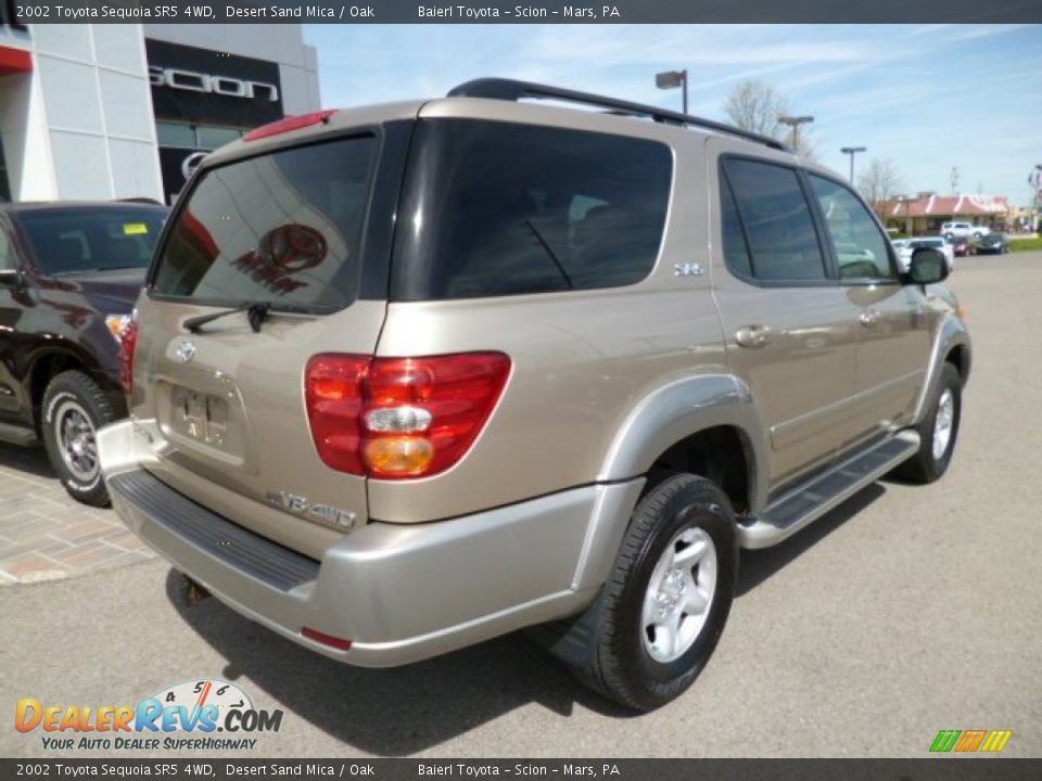 2002 Toyota Sequoia SR5 4WD Desert Sand Mica / Oak Photo #6