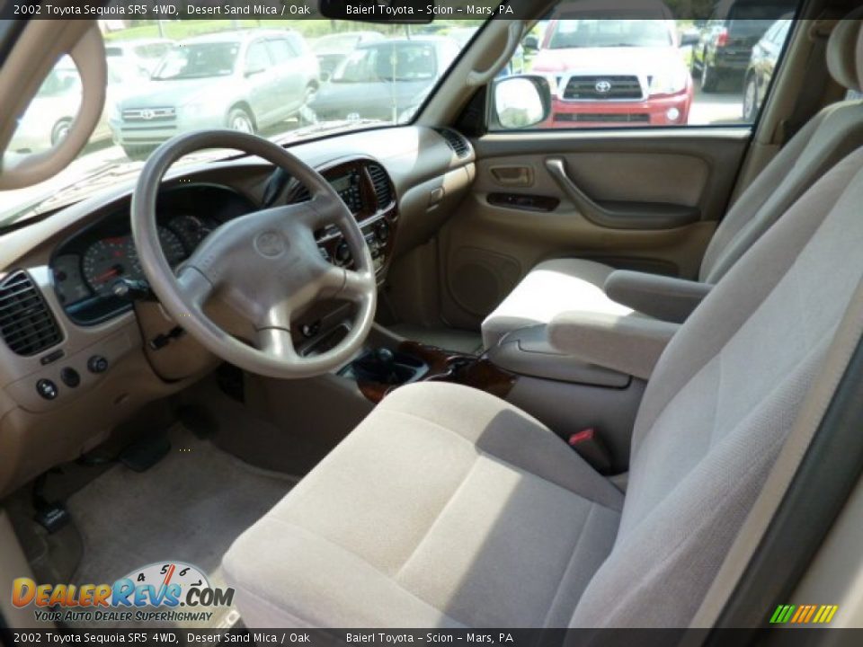 2002 Toyota Sequoia SR5 4WD Desert Sand Mica / Oak Photo #16
