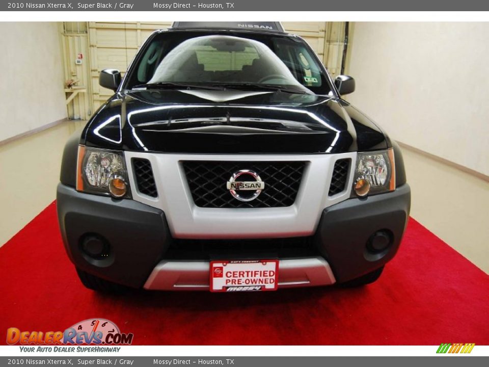 2010 Nissan Xterra X Super Black / Gray Photo #2