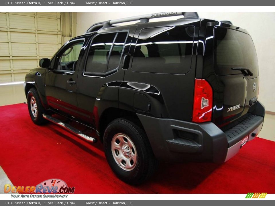 2010 Nissan Xterra X Super Black / Gray Photo #4