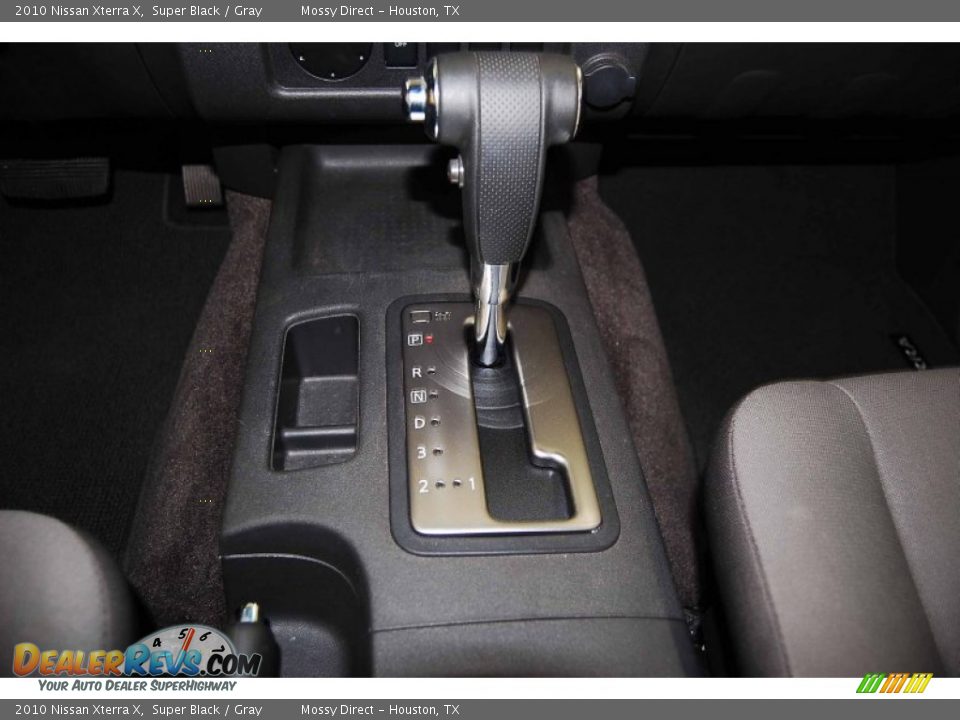 2010 Nissan Xterra X Super Black / Gray Photo #21