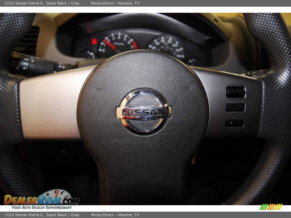 2010 Nissan Xterra X Super Black / Gray Photo #23