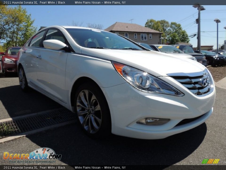2011 Hyundai Sonata SE Pearl White / Black Photo #8
