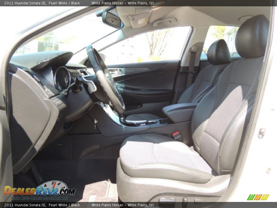 2011 Hyundai Sonata SE Pearl White / Black Photo #14