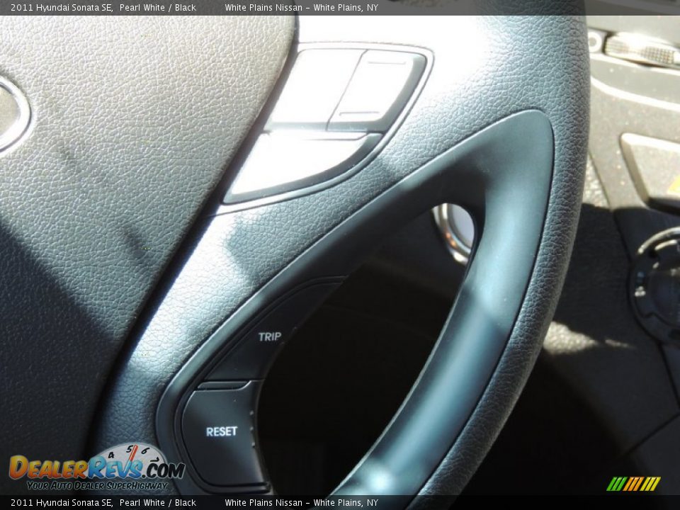 2011 Hyundai Sonata SE Pearl White / Black Photo #21