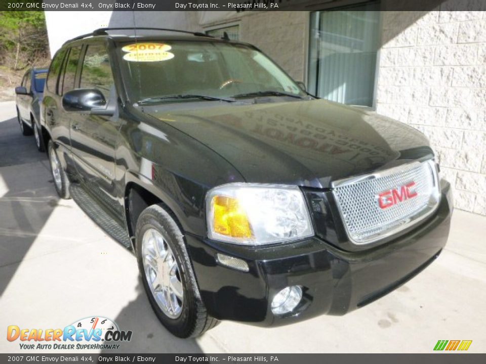 2007 GMC Envoy Denali 4x4 Onyx Black / Ebony Photo #7