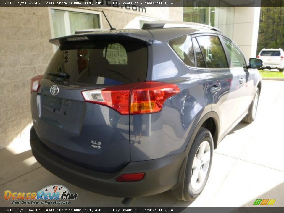 2013 Toyota RAV4 XLE AWD Shoreline Blue Pearl / Ash Photo #2