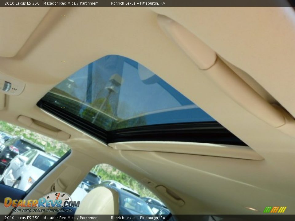 2010 Lexus ES 350 Matador Red Mica / Parchment Photo #17