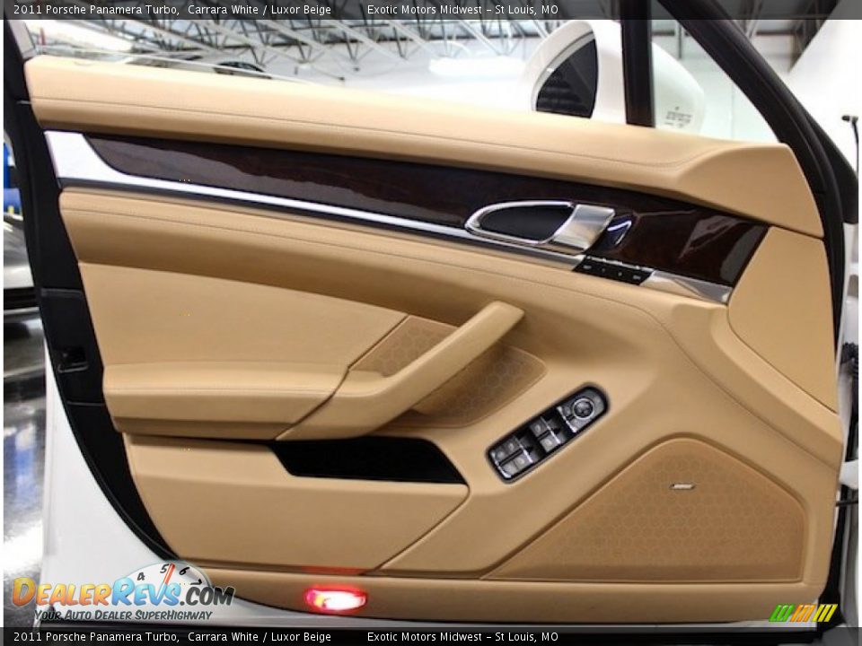 Door Panel of 2011 Porsche Panamera Turbo Photo #22