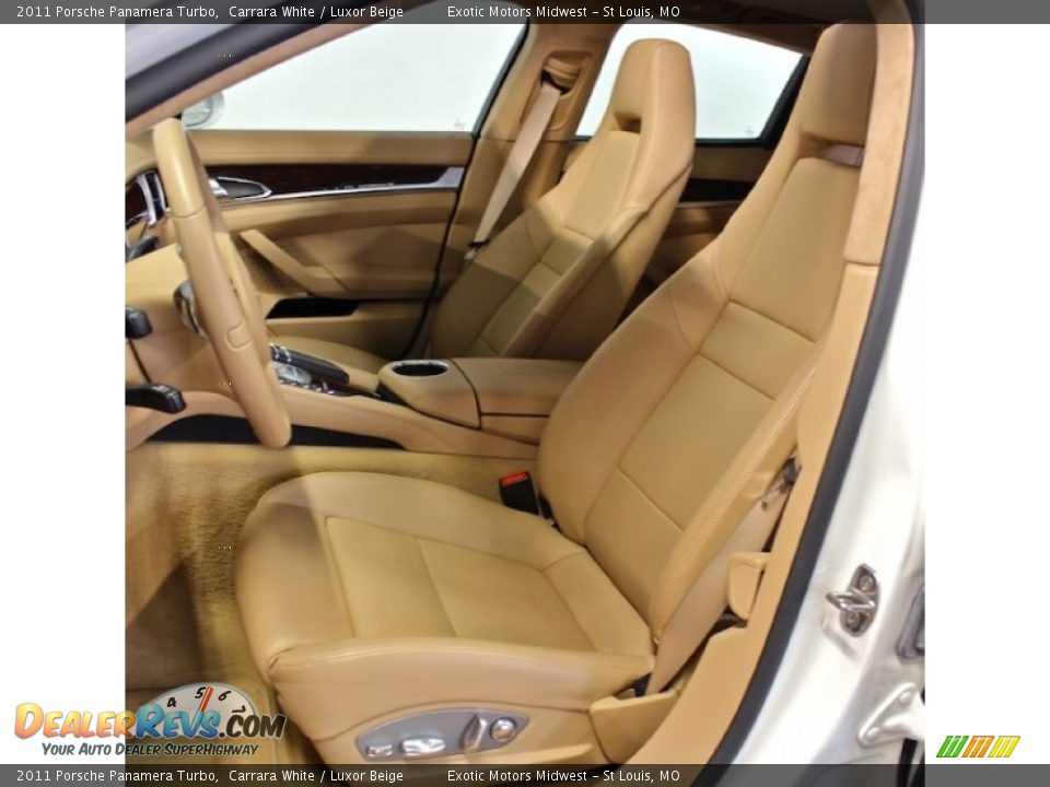 Front Seat of 2011 Porsche Panamera Turbo Photo #27
