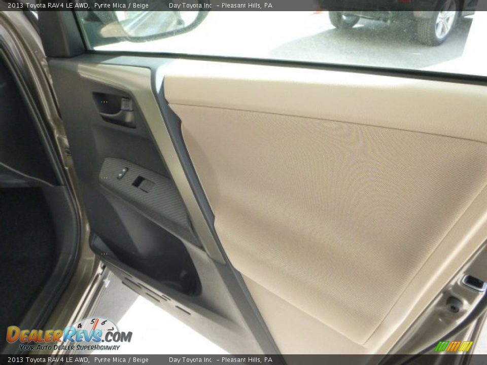 2013 Toyota RAV4 LE AWD Pyrite Mica / Beige Photo #11