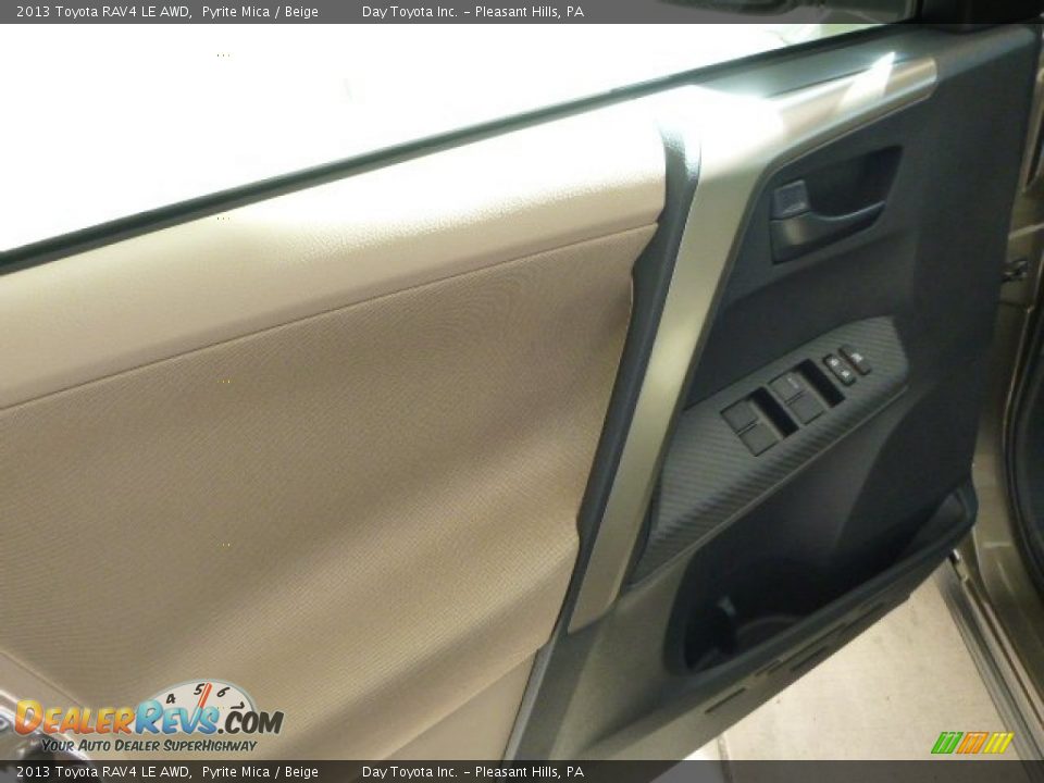 2013 Toyota RAV4 LE AWD Pyrite Mica / Beige Photo #16