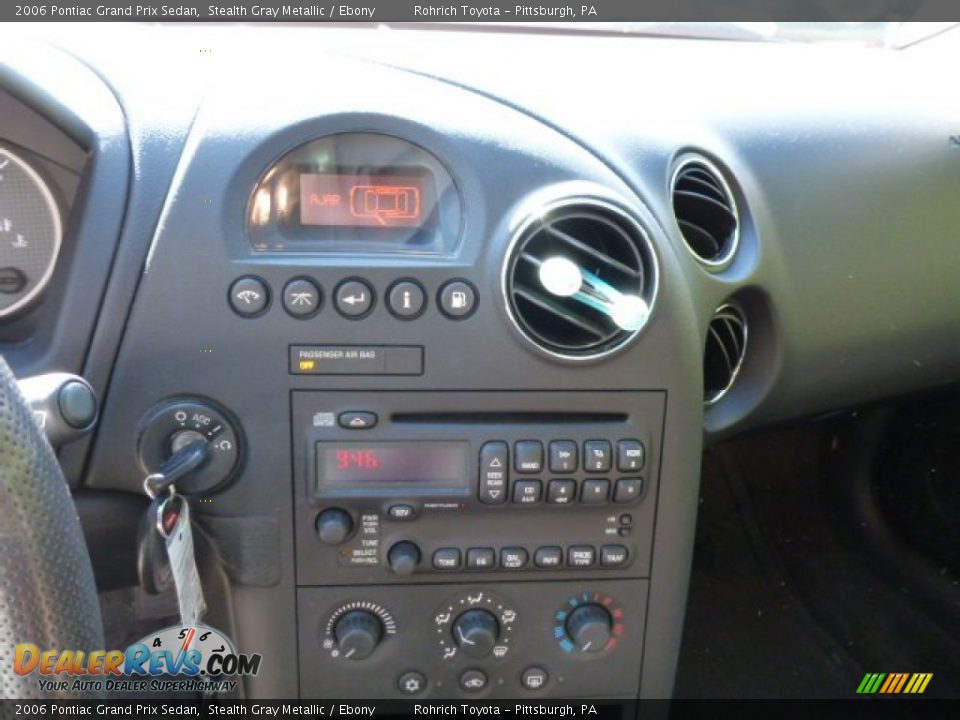 2006 Pontiac Grand Prix Sedan Stealth Gray Metallic / Ebony Photo #19