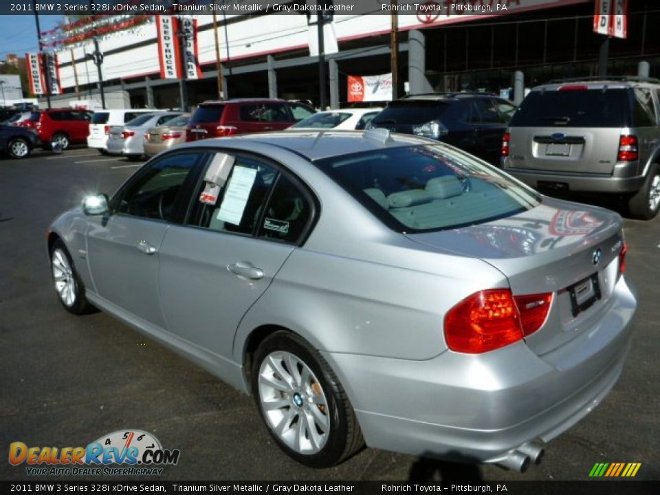 2011 BMW 3 Series 328i xDrive Sedan Titanium Silver Metallic / Gray Dakota Leather Photo #13