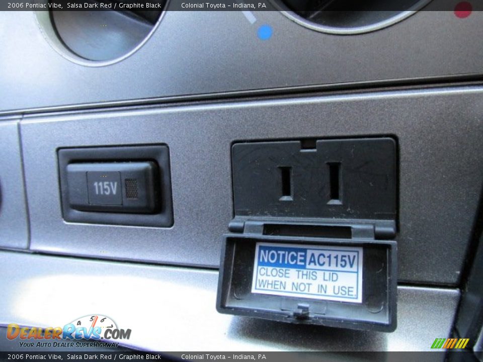 2006 Pontiac Vibe Salsa Dark Red / Graphite Black Photo #12