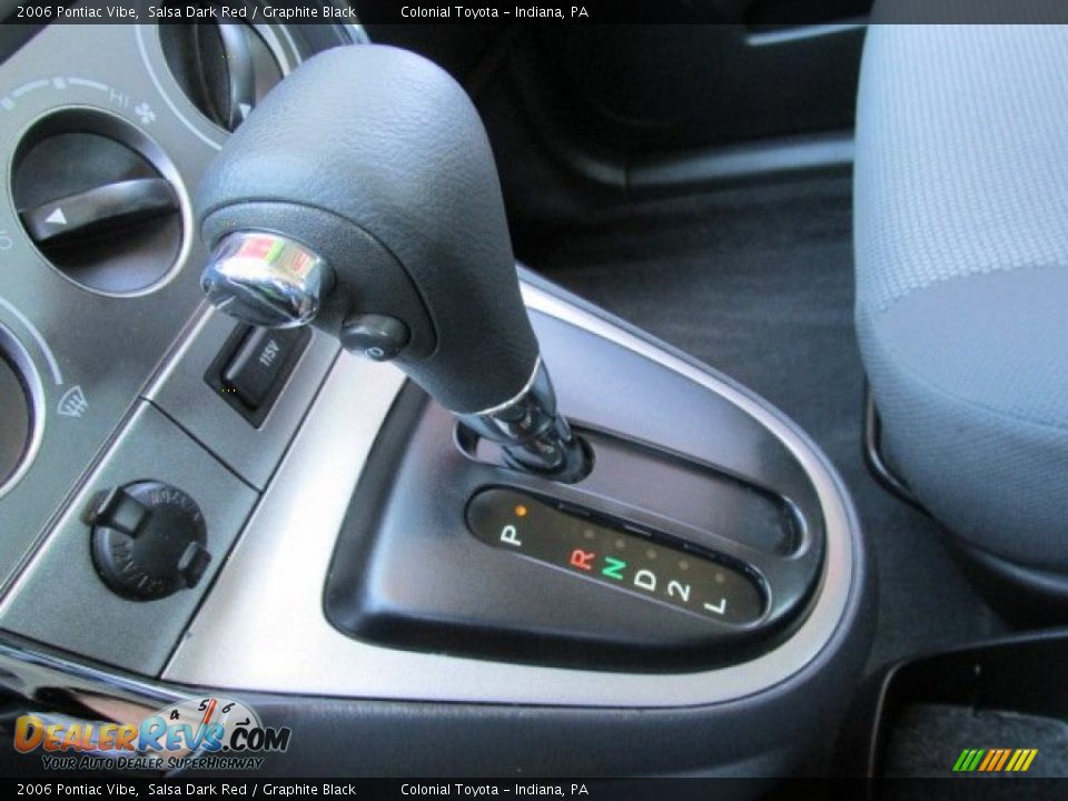 2006 Pontiac Vibe Salsa Dark Red / Graphite Black Photo #13