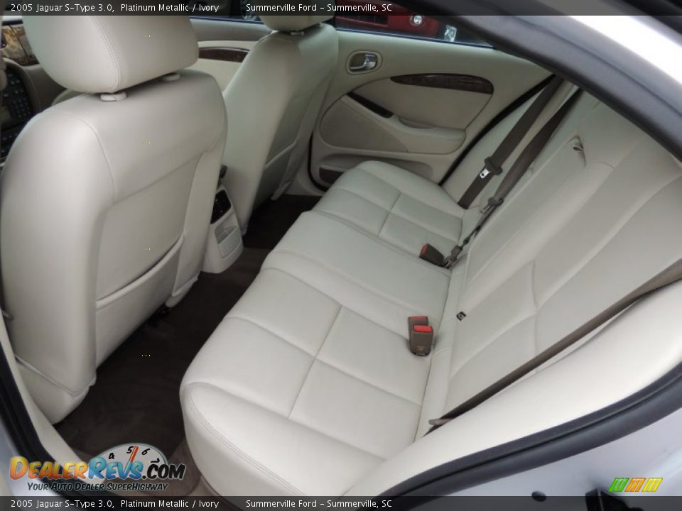 2005 Jaguar S-Type 3.0 Platinum Metallic / Ivory Photo #7