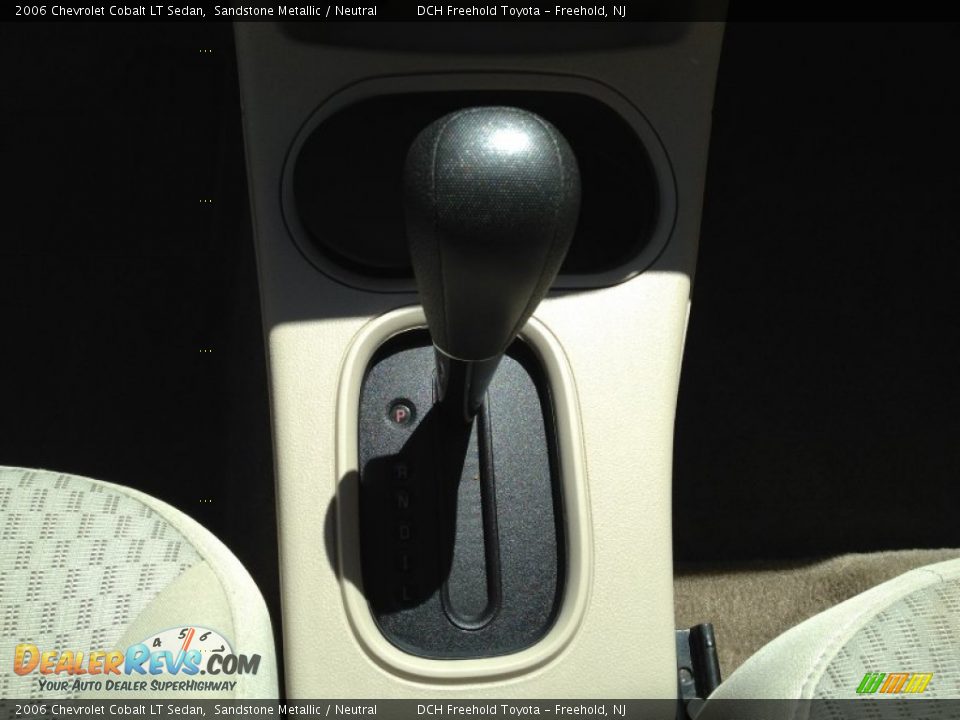 2006 Chevrolet Cobalt LT Sedan Sandstone Metallic / Neutral Photo #17