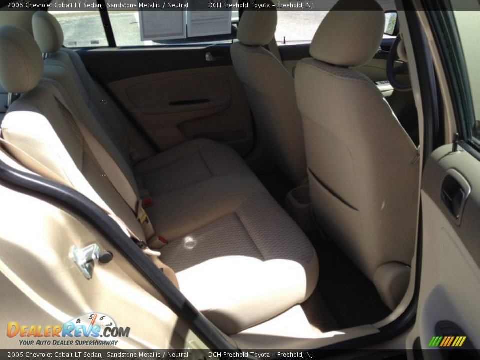2006 Chevrolet Cobalt LT Sedan Sandstone Metallic / Neutral Photo #23