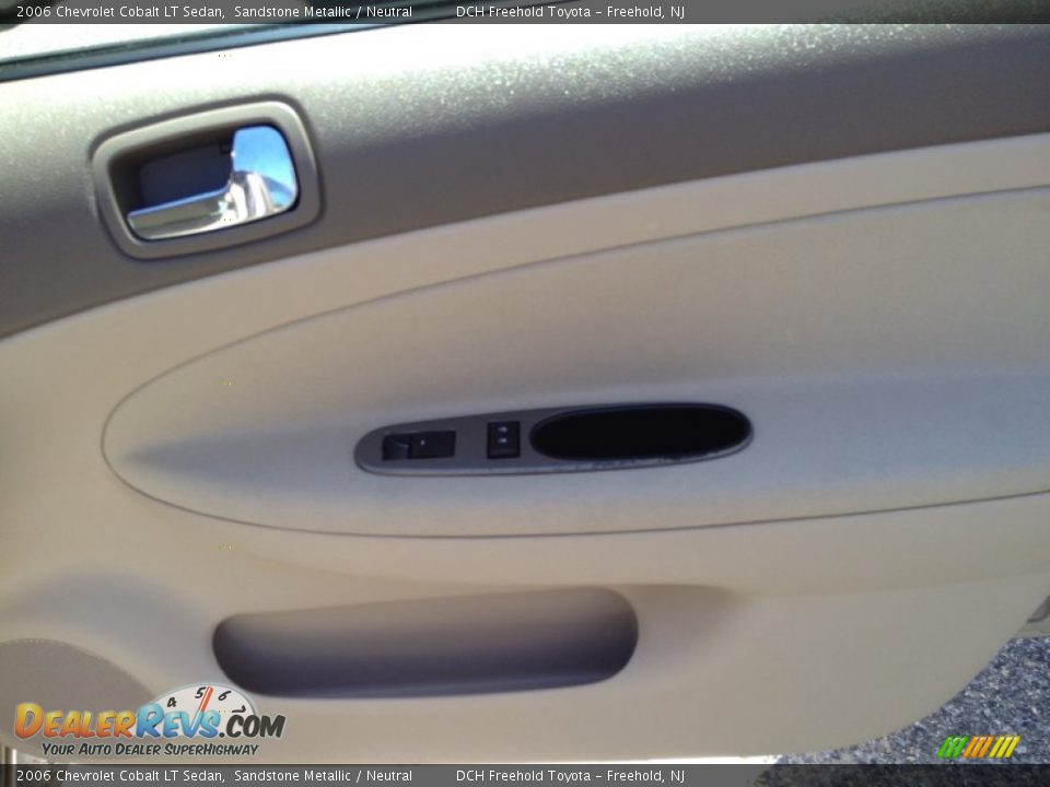 2006 Chevrolet Cobalt LT Sedan Sandstone Metallic / Neutral Photo #24