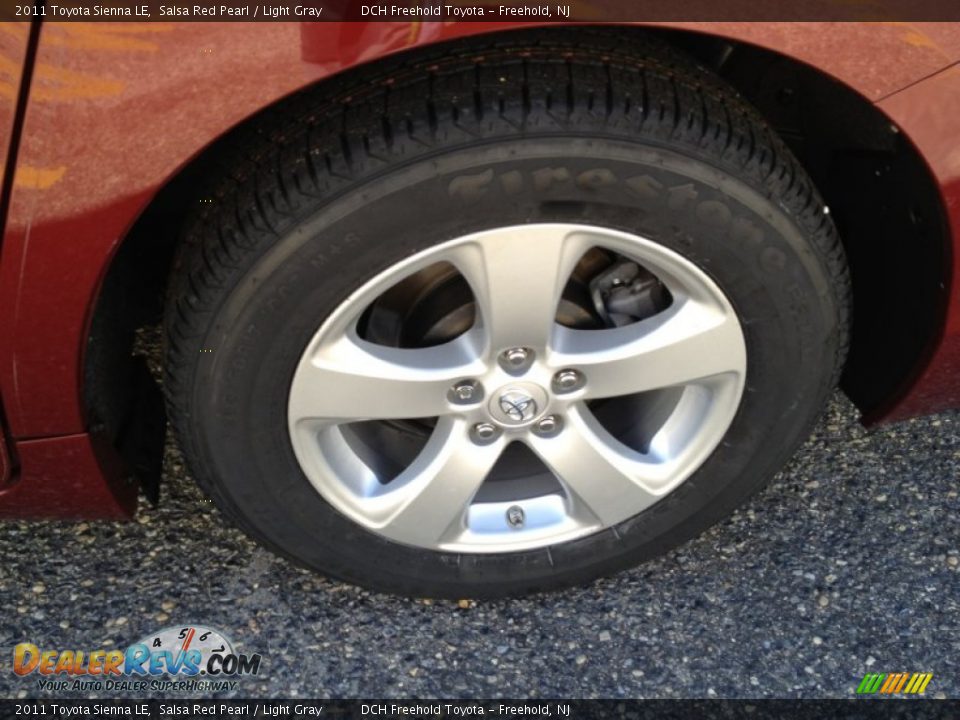 2011 Toyota Sienna LE Salsa Red Pearl / Light Gray Photo #7