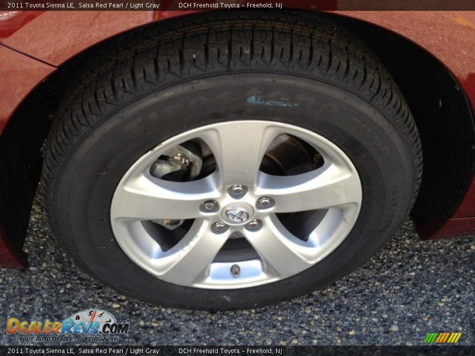 2011 Toyota Sienna LE Salsa Red Pearl / Light Gray Photo #8
