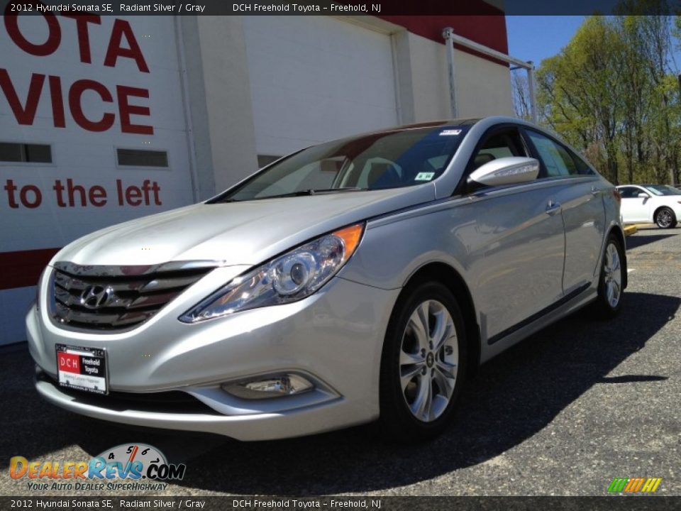 2012 Hyundai Sonata SE Radiant Silver / Gray Photo #1