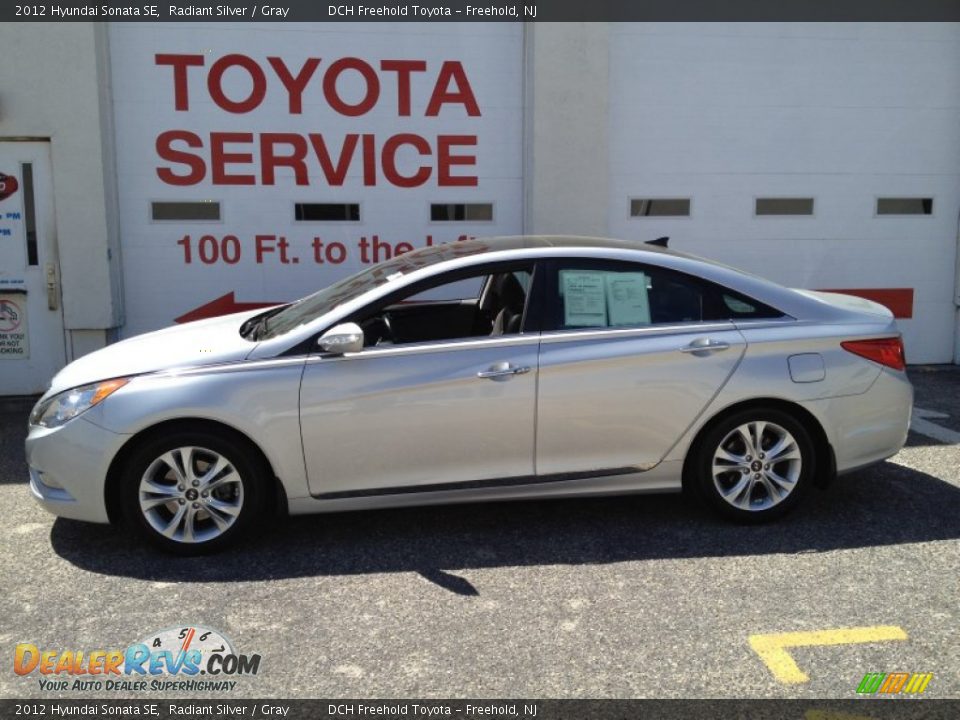 2012 Hyundai Sonata SE Radiant Silver / Gray Photo #3